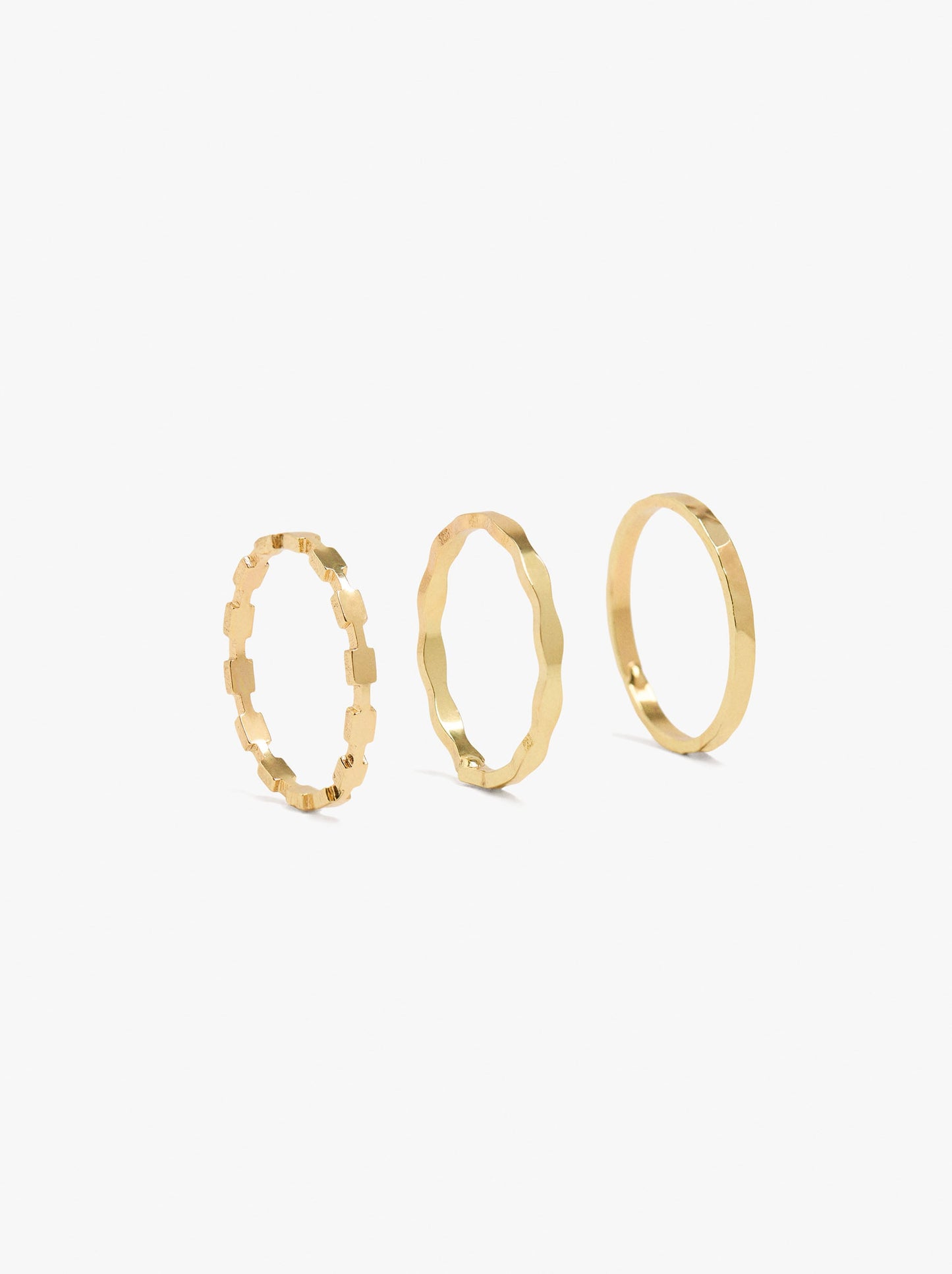 Set Of Rings With Waves