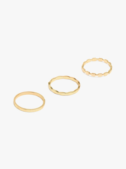 Set Of Rings With Waves