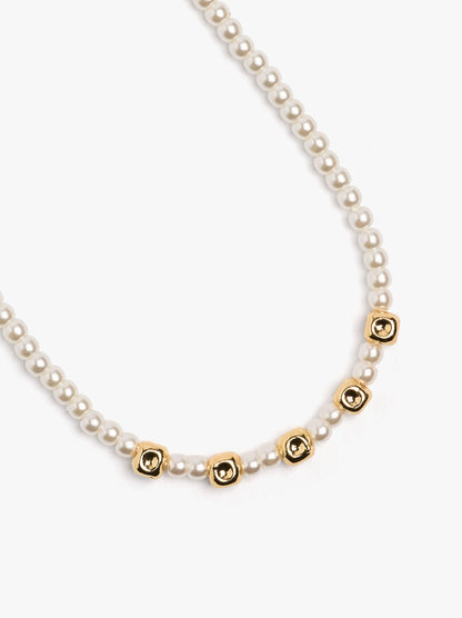 Bracelet With Pearls