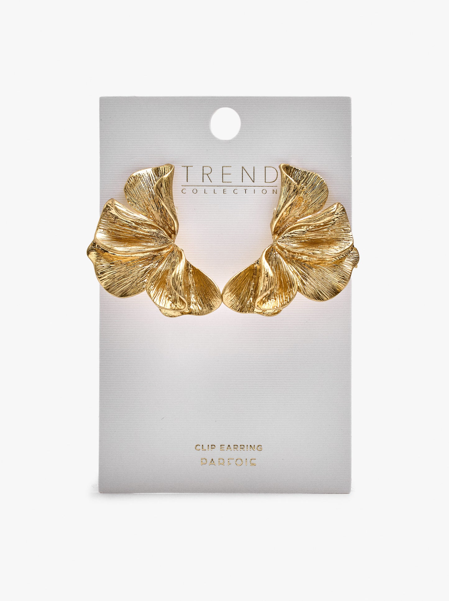 Maxi Half-Flower Earrings With Embossed Detail