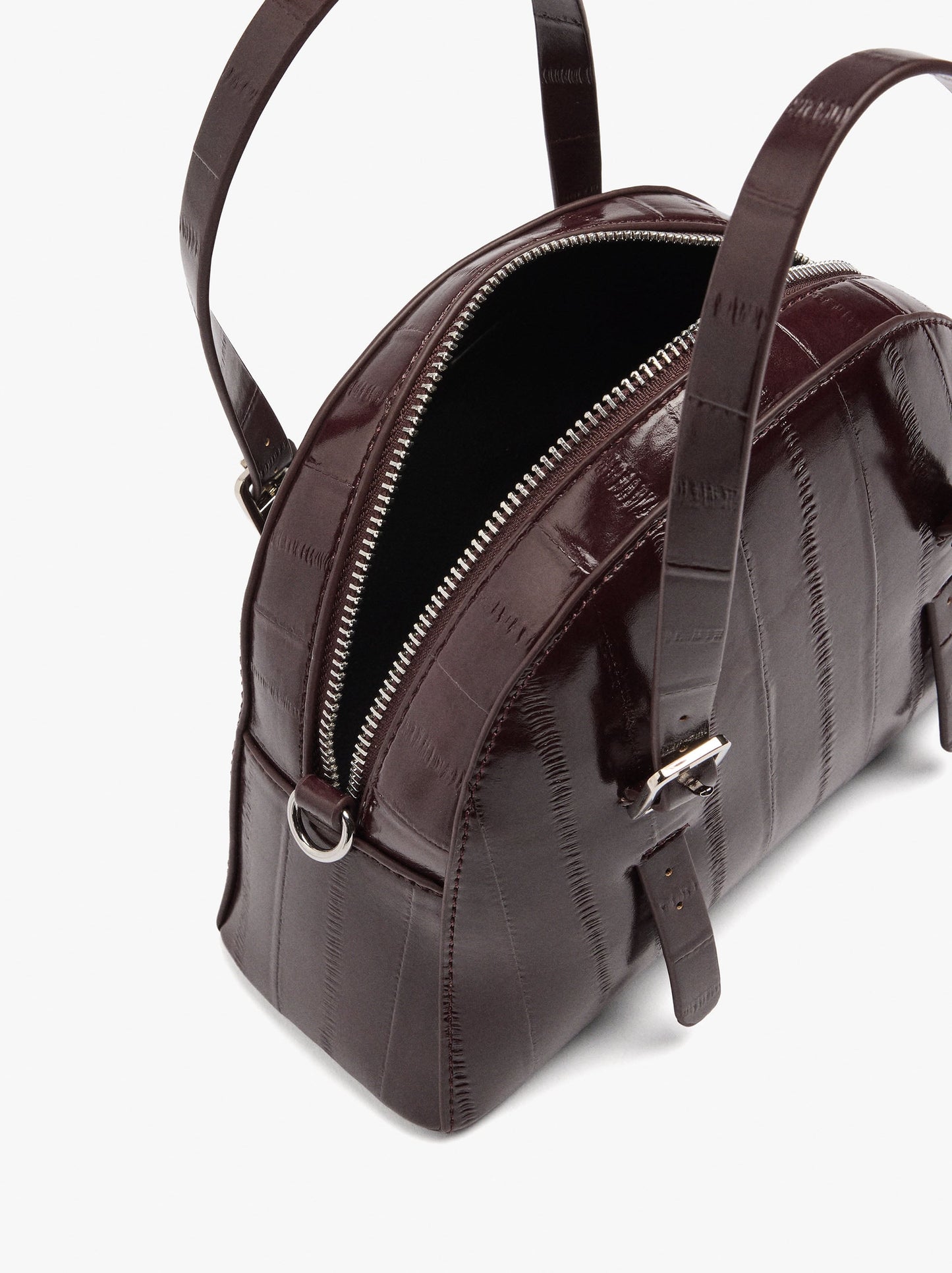 Rounded Tote Bag With Texture