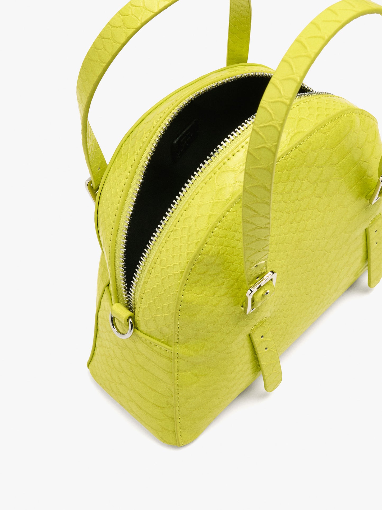 Rounded Tote Bag With Texture