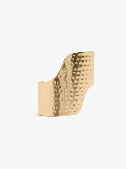 Rigid Bracelet With Wave