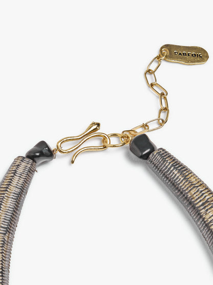 Short Necklace Segmented With Maxi Beads