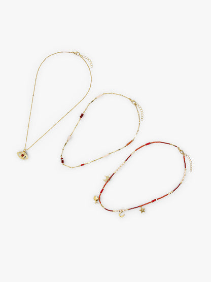 Set Of Necklaces With Beads Of Stone And Resin