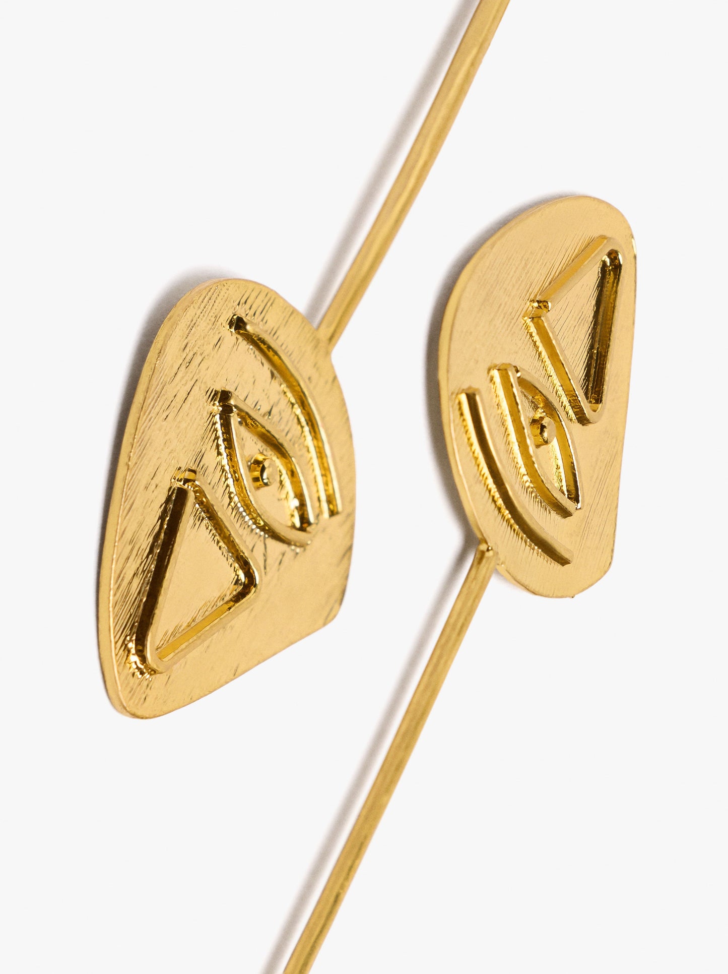 Long Earrings With Eyes