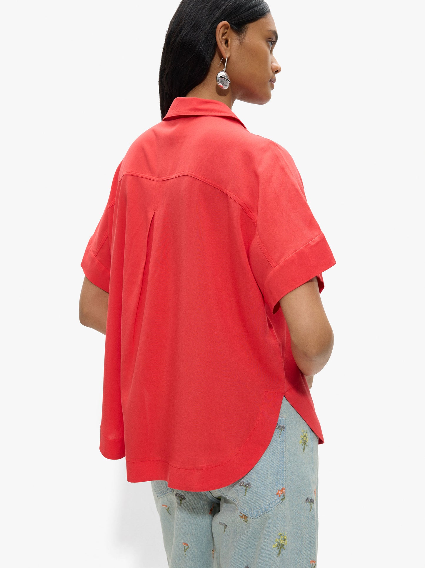 Short-Sleeved Shirt