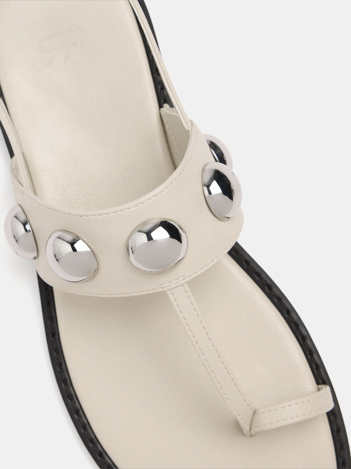 Sandals With Spheres