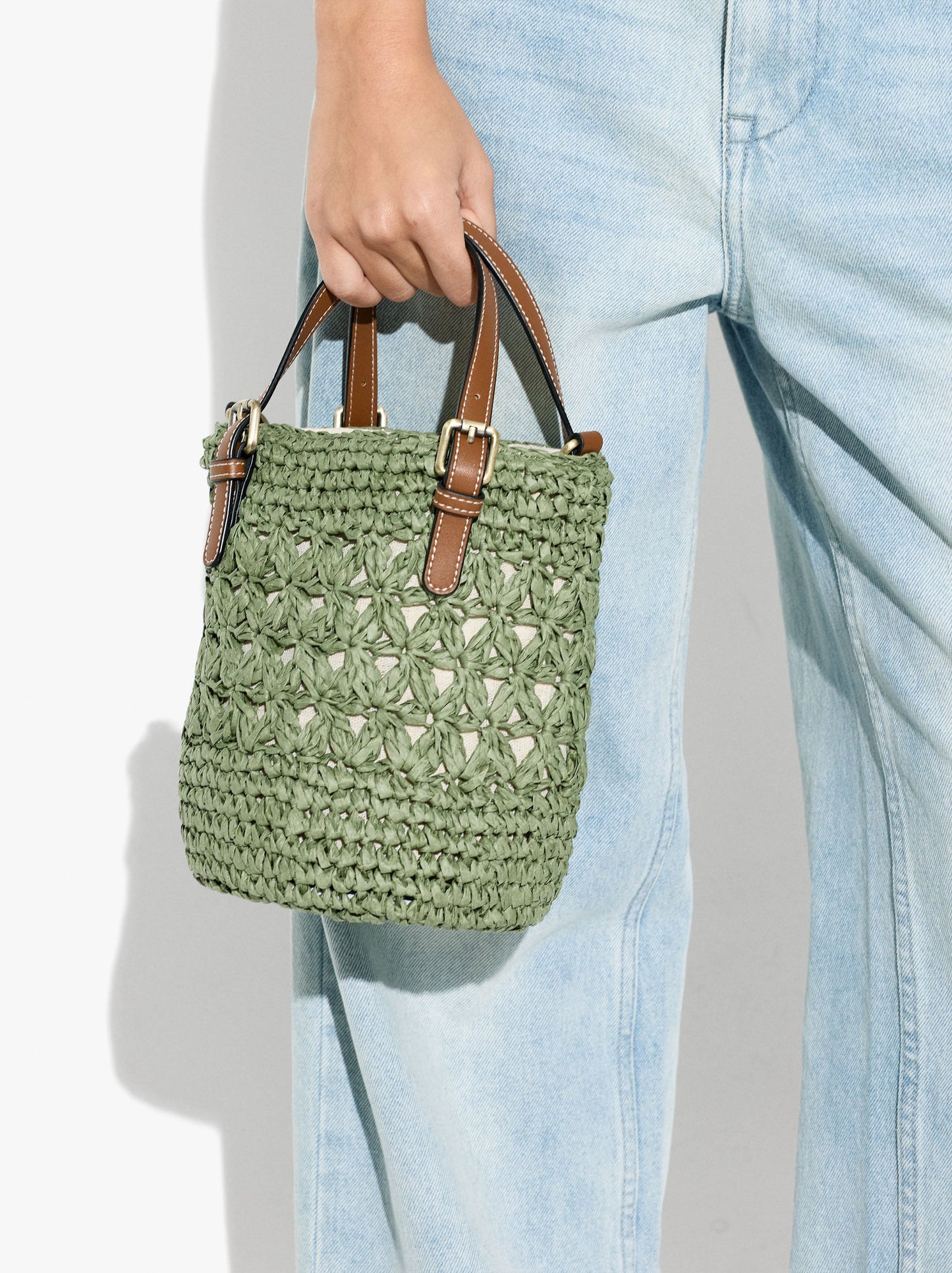 Bucket Bag With Paper Straw Effect