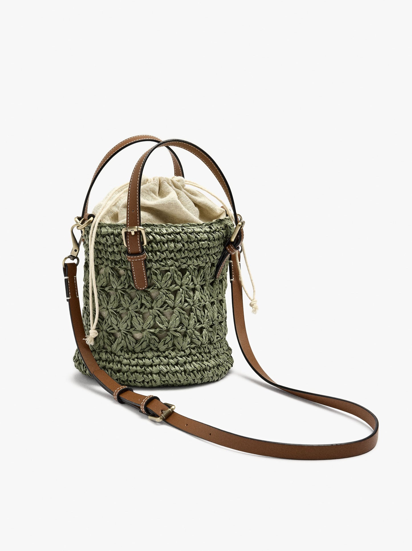 Bucket Bag With Paper Straw Effect