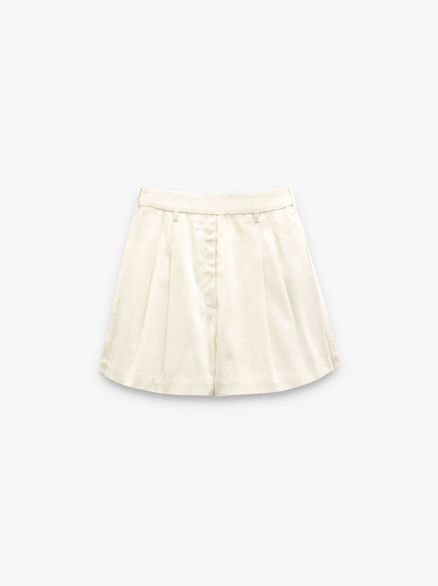 Pleated Shorts With 100% Cotton