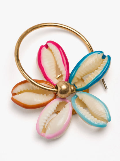 Open Hoop Earrings With Shell Flower