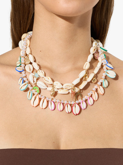 Short Multi-Collar Of Shells With Multicolor Enamel