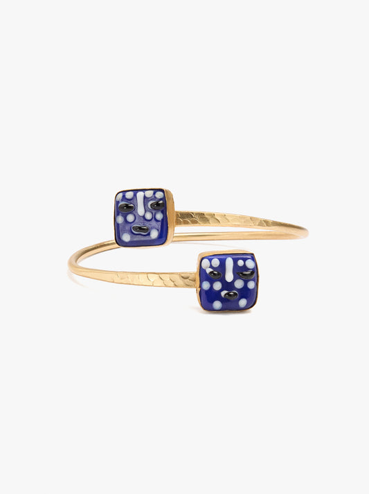 Crossed Bracelet With Squares
