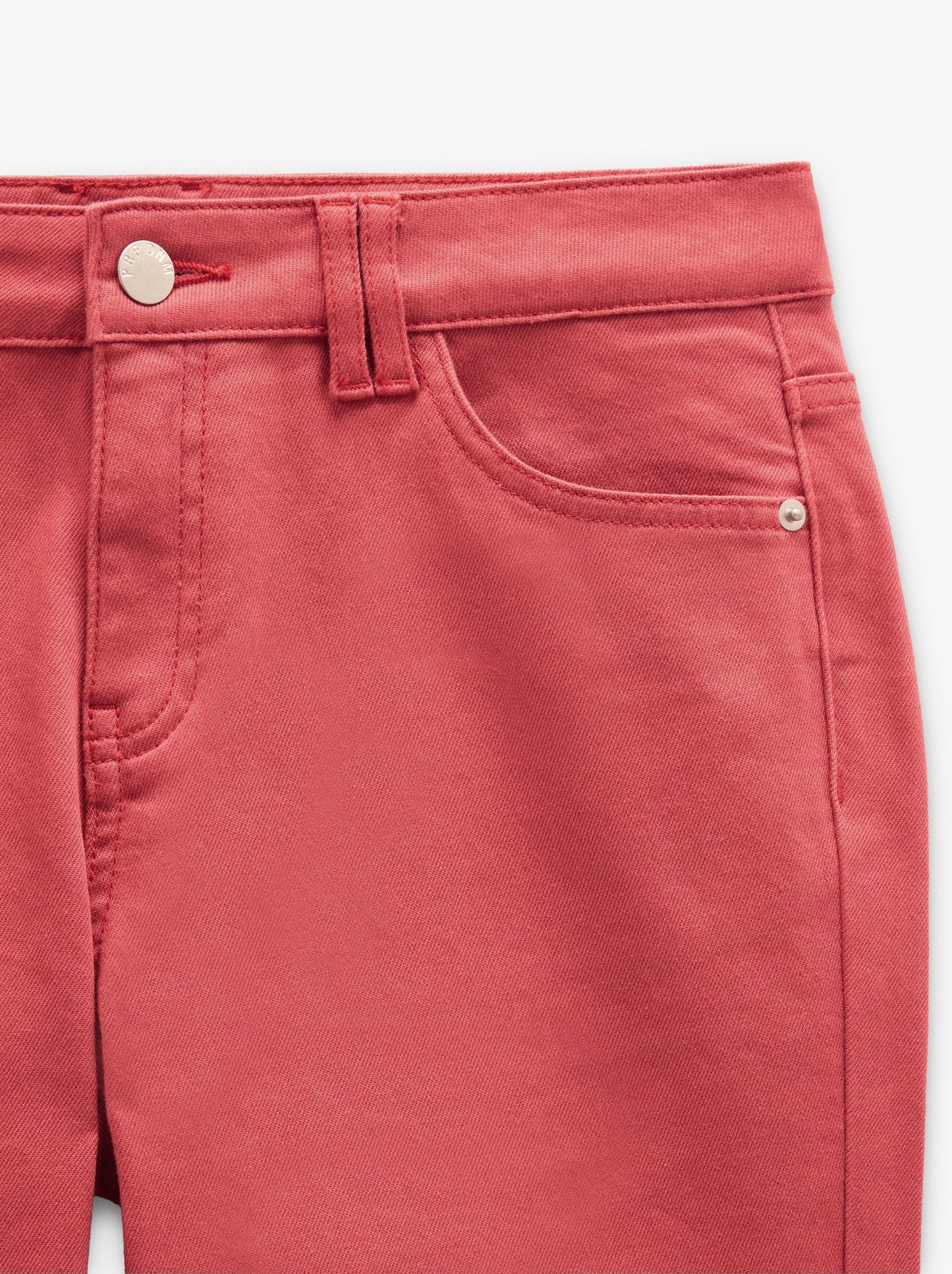 Jeans Hem With Zipper Closure