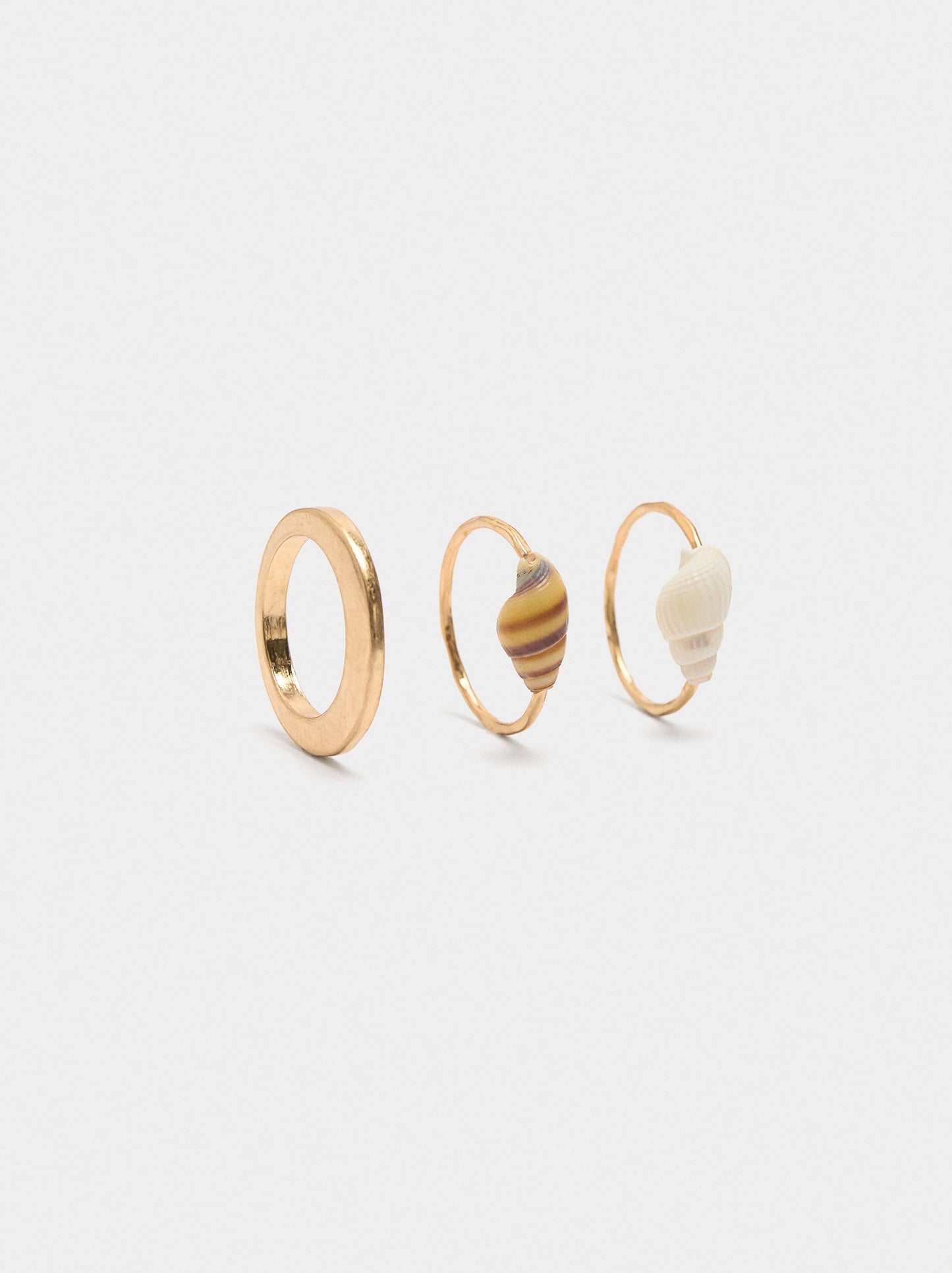 Set Of Rings With Shells