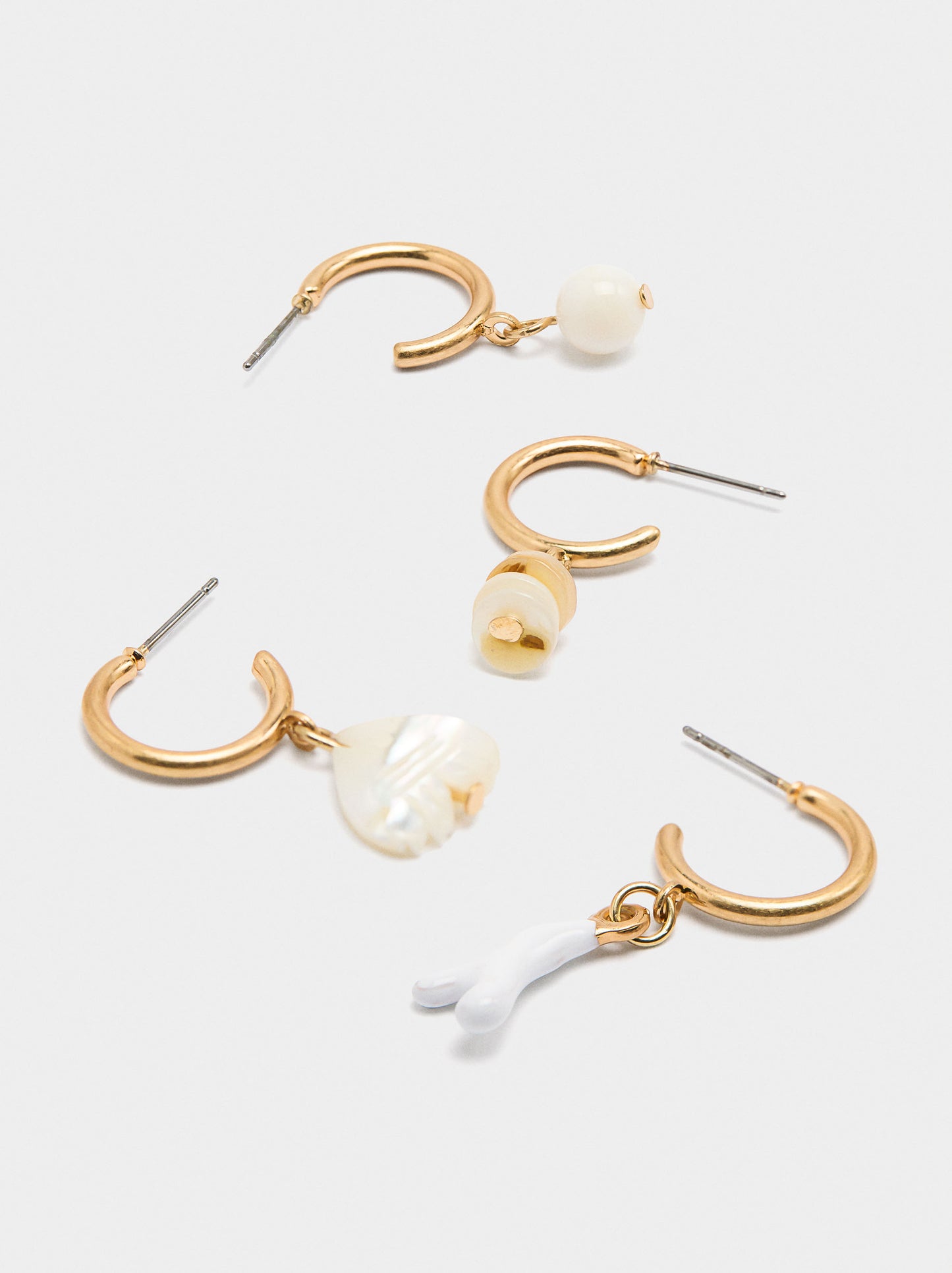 Set Of Hoop Earrings With Shells