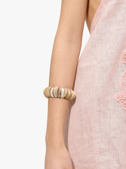 Rounded Elastic Bracelet With Shells