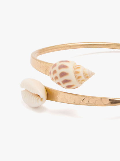 Crossed Bracelet With Shells