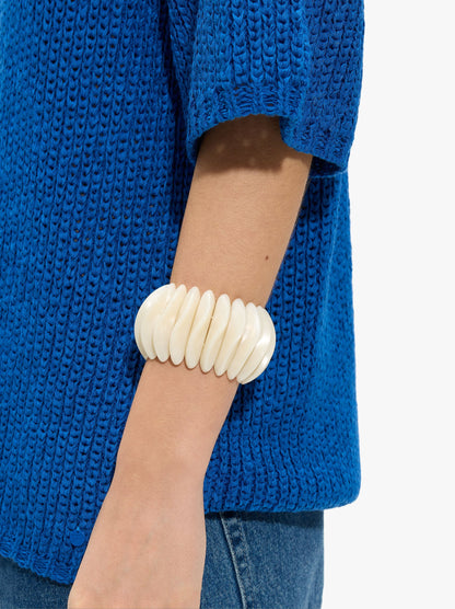 Elastic Bracelet With Waves