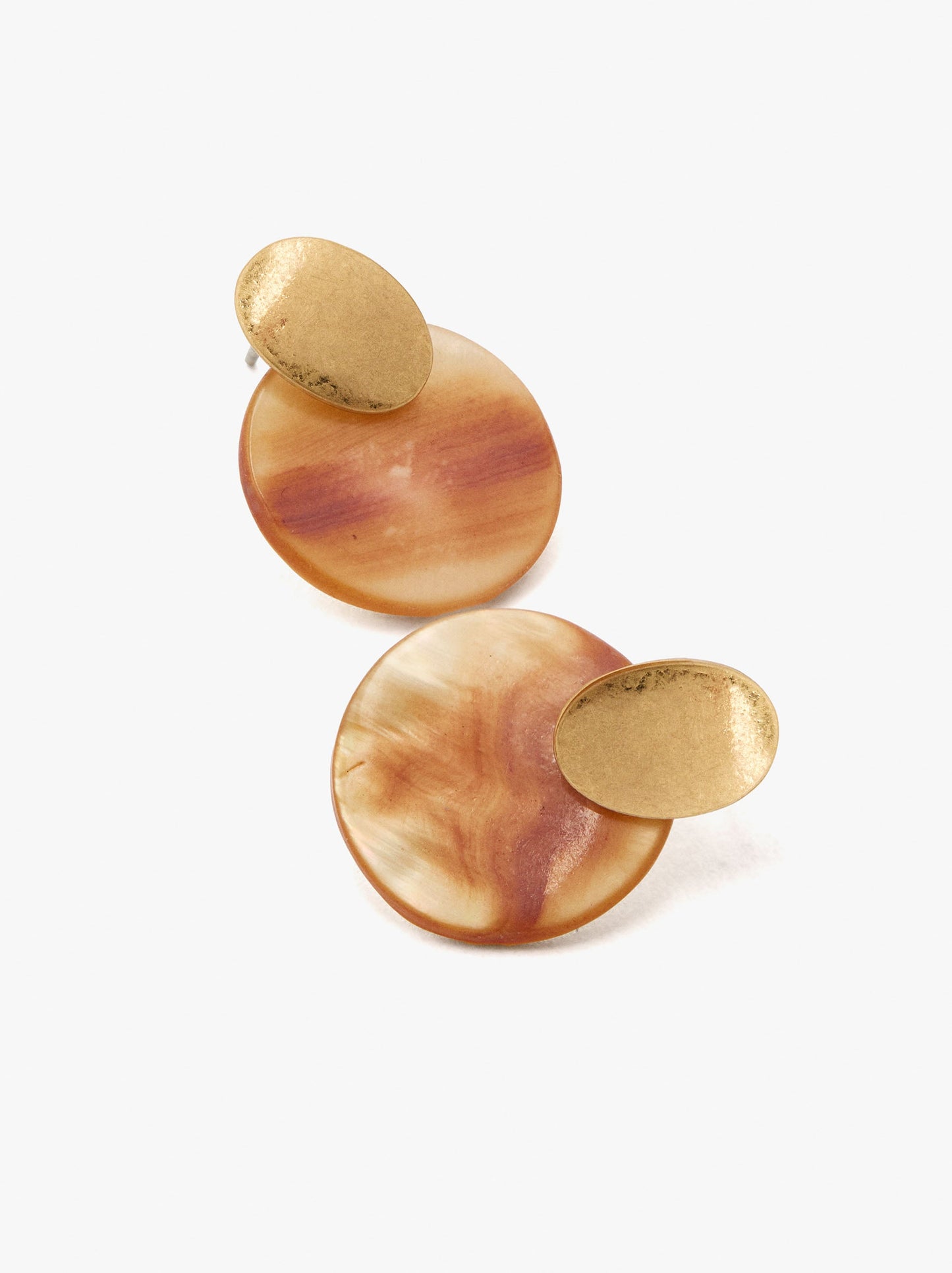 Round Earrings With Shells
