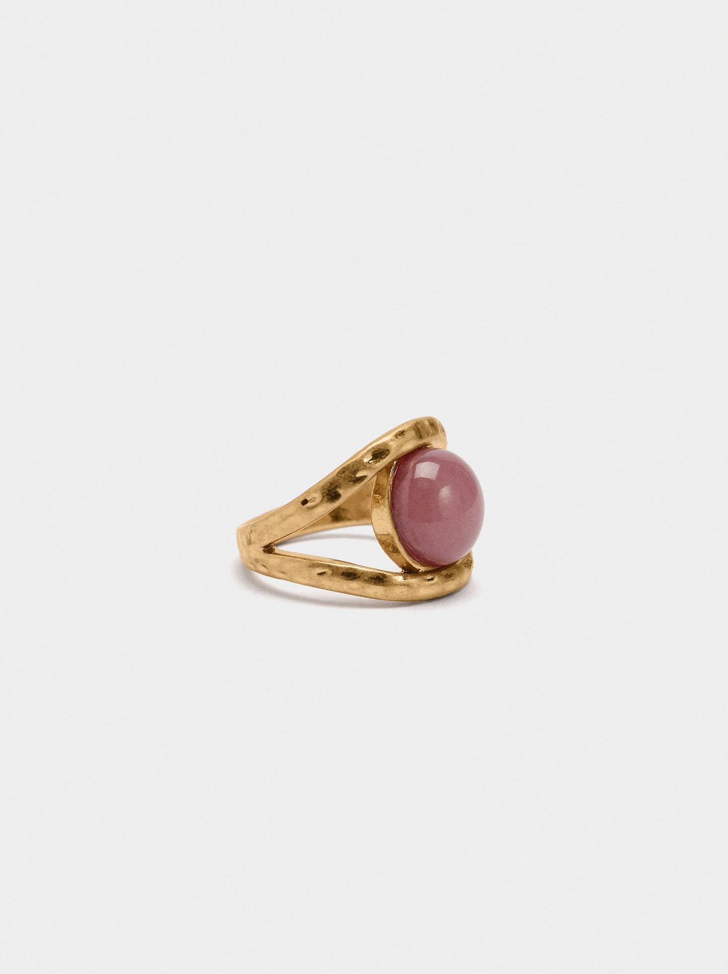 Ring With Resin Hemisphere