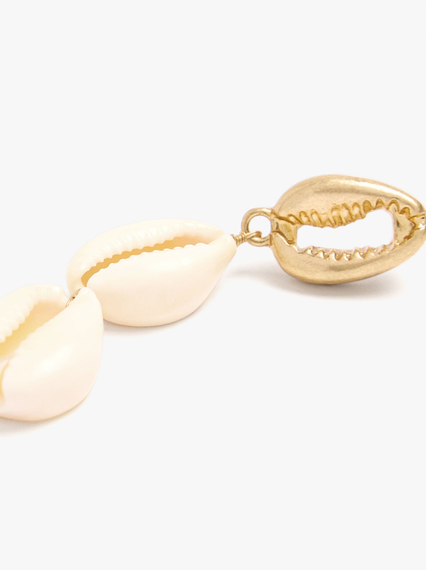 Long Earrings With Shells