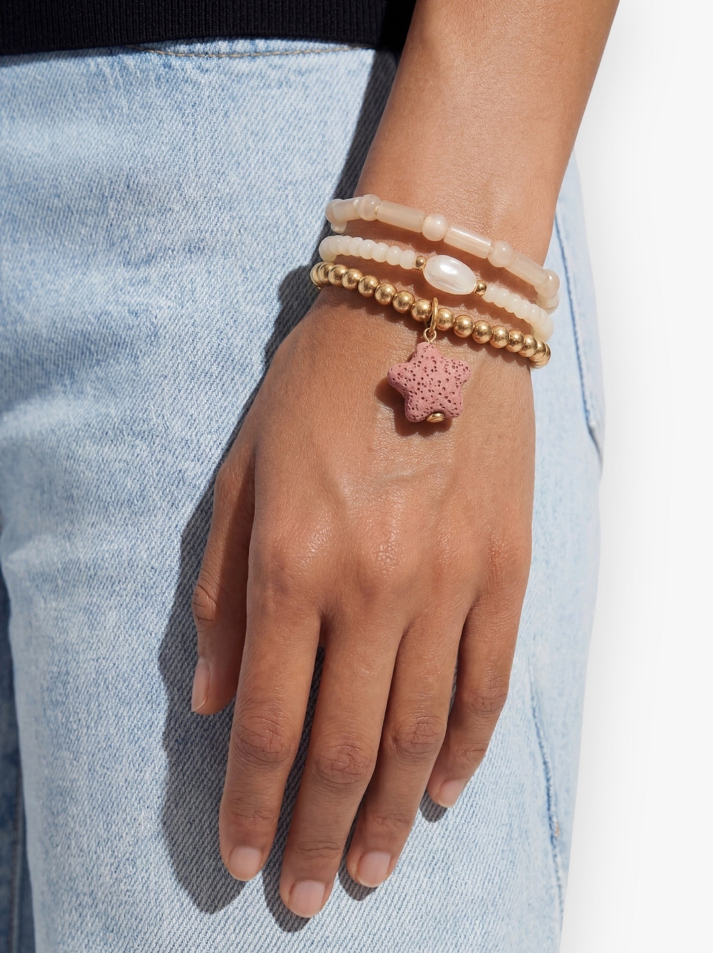 Set Of Elastic Bracelets With Star Coral Effect
