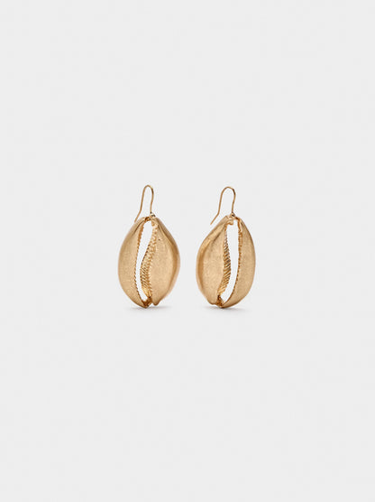 Long Earrings With The Shape Of A Shell