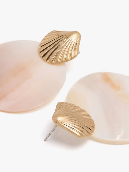 Round Earrings With Shells