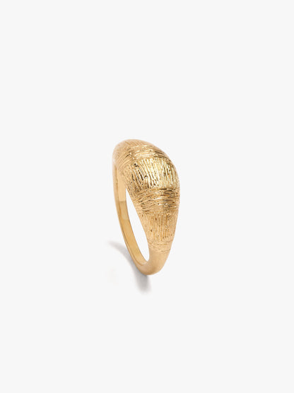 Rounded Ring With Engraving