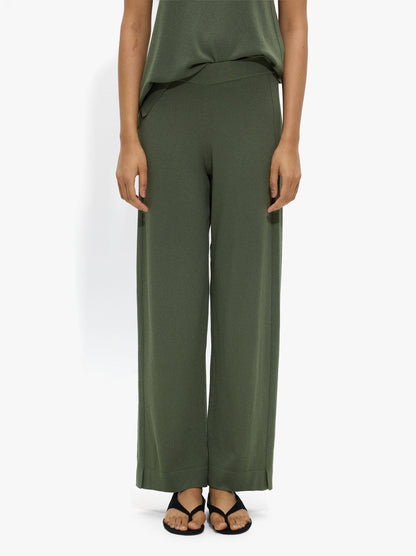 Fluid Trousers With Knit
