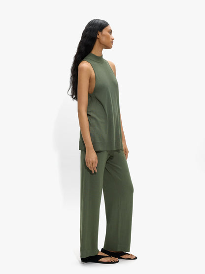 Fluid Trousers With Knit