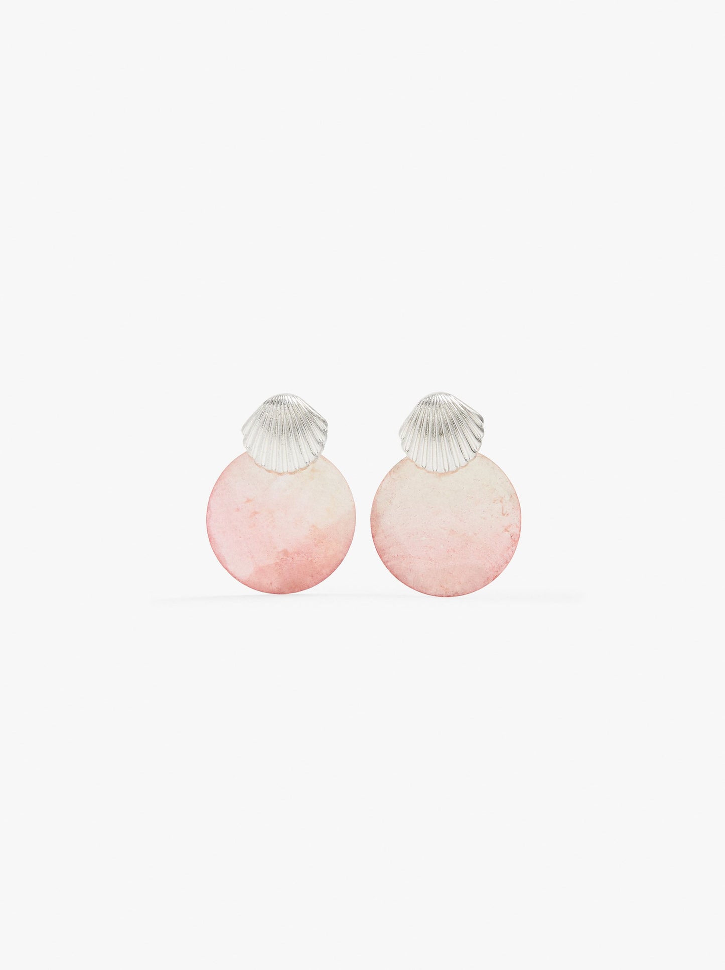 Round Earrings With Shells