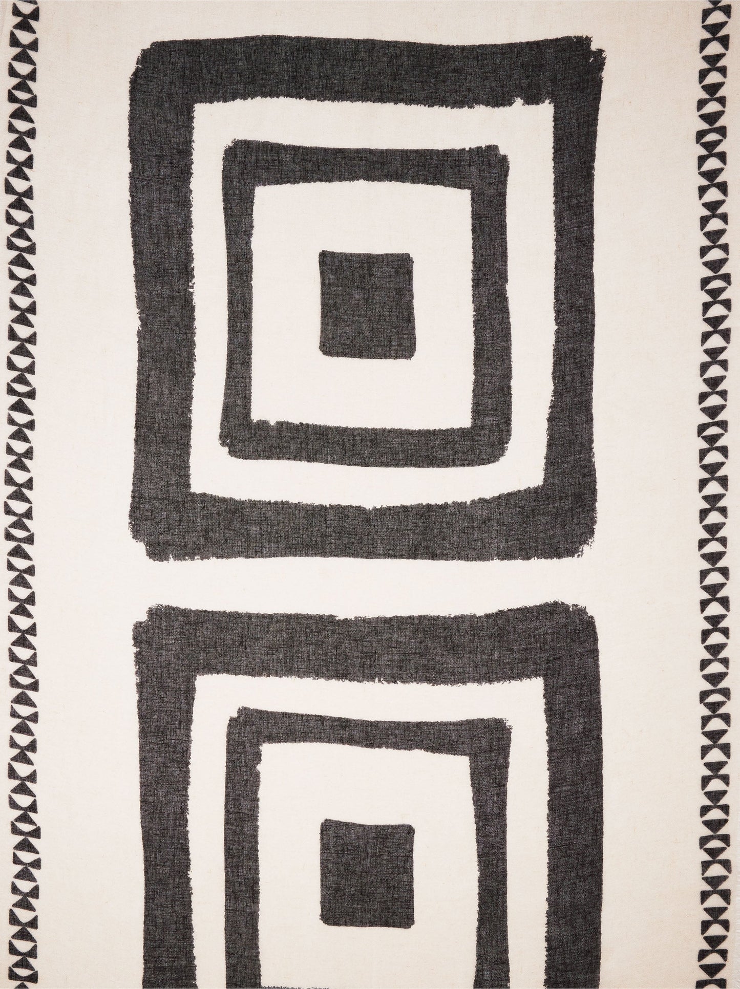 Scarf With Geometric Printed Linen Blend