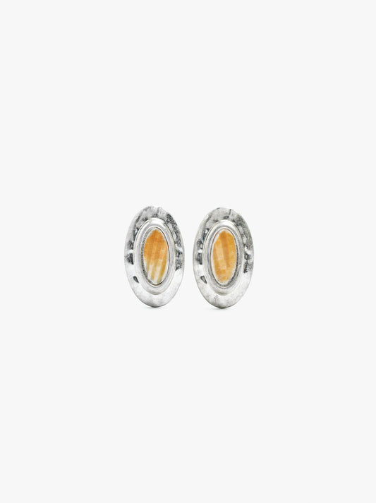 Oval Earrings With Shell
