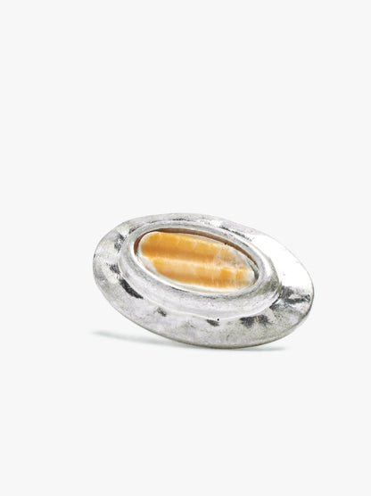 Oval Earrings With Shell
