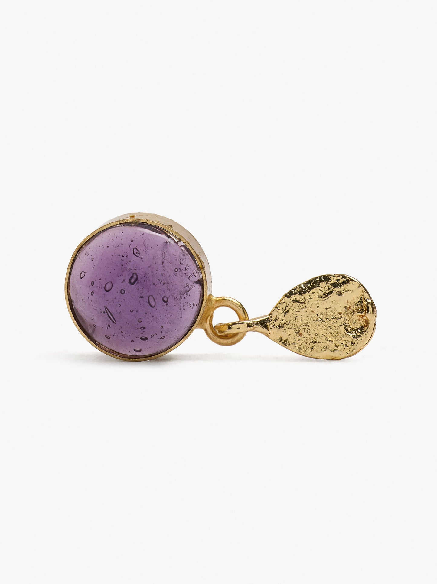 Round Earrings With Stone