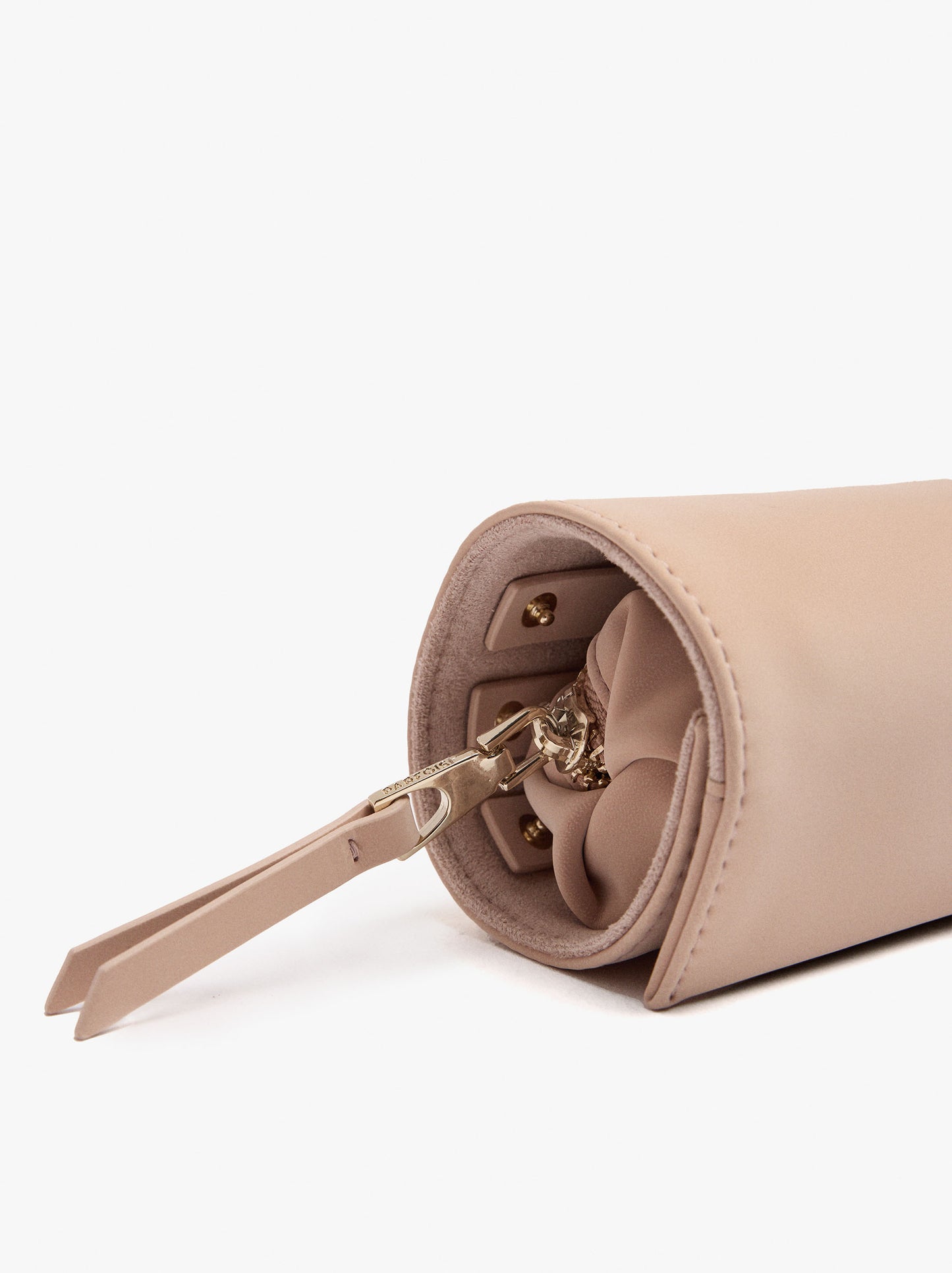 Roll Jewellery Case With Soft Texture