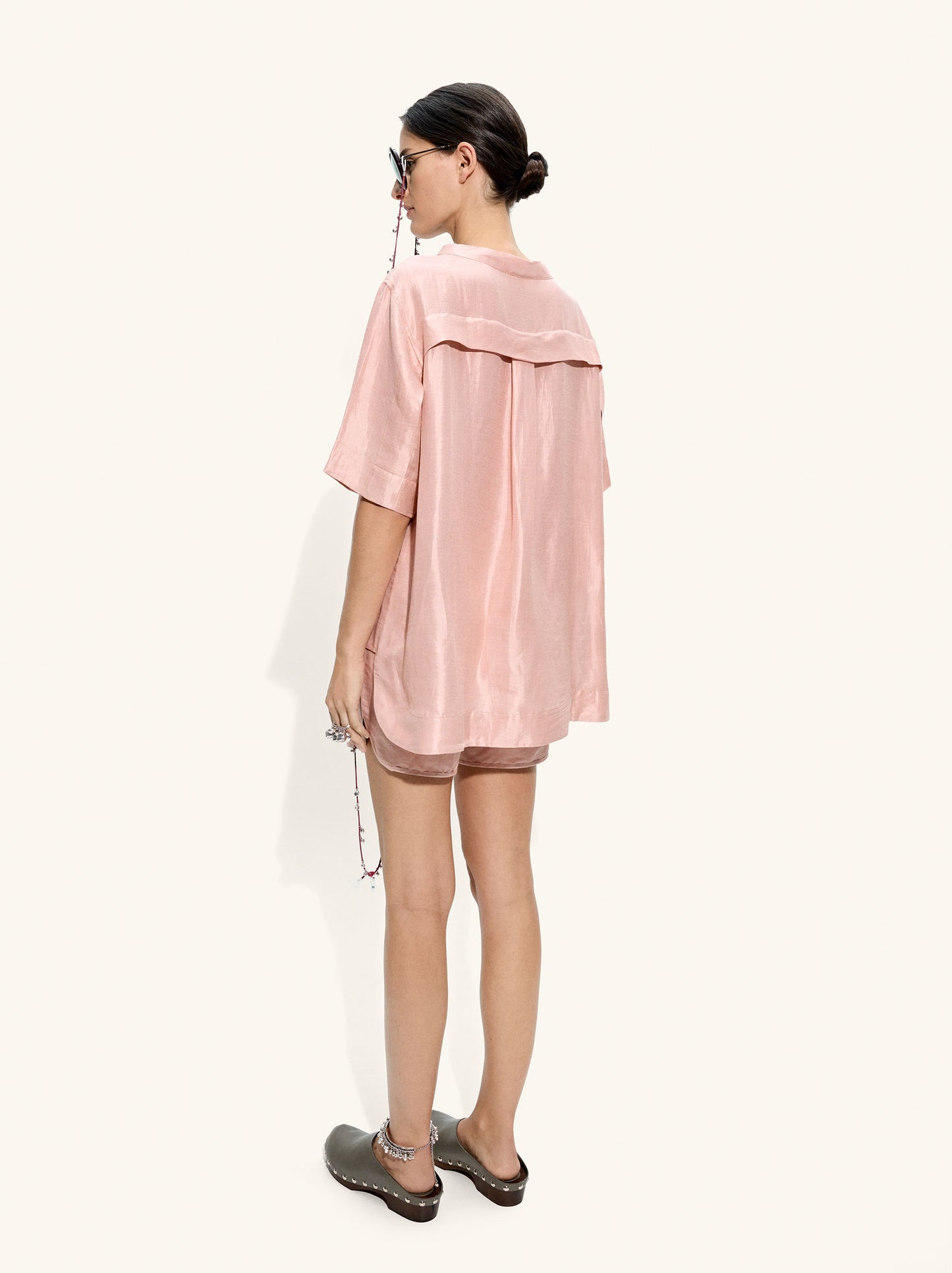 Shorts With A Silk And Linen Blend