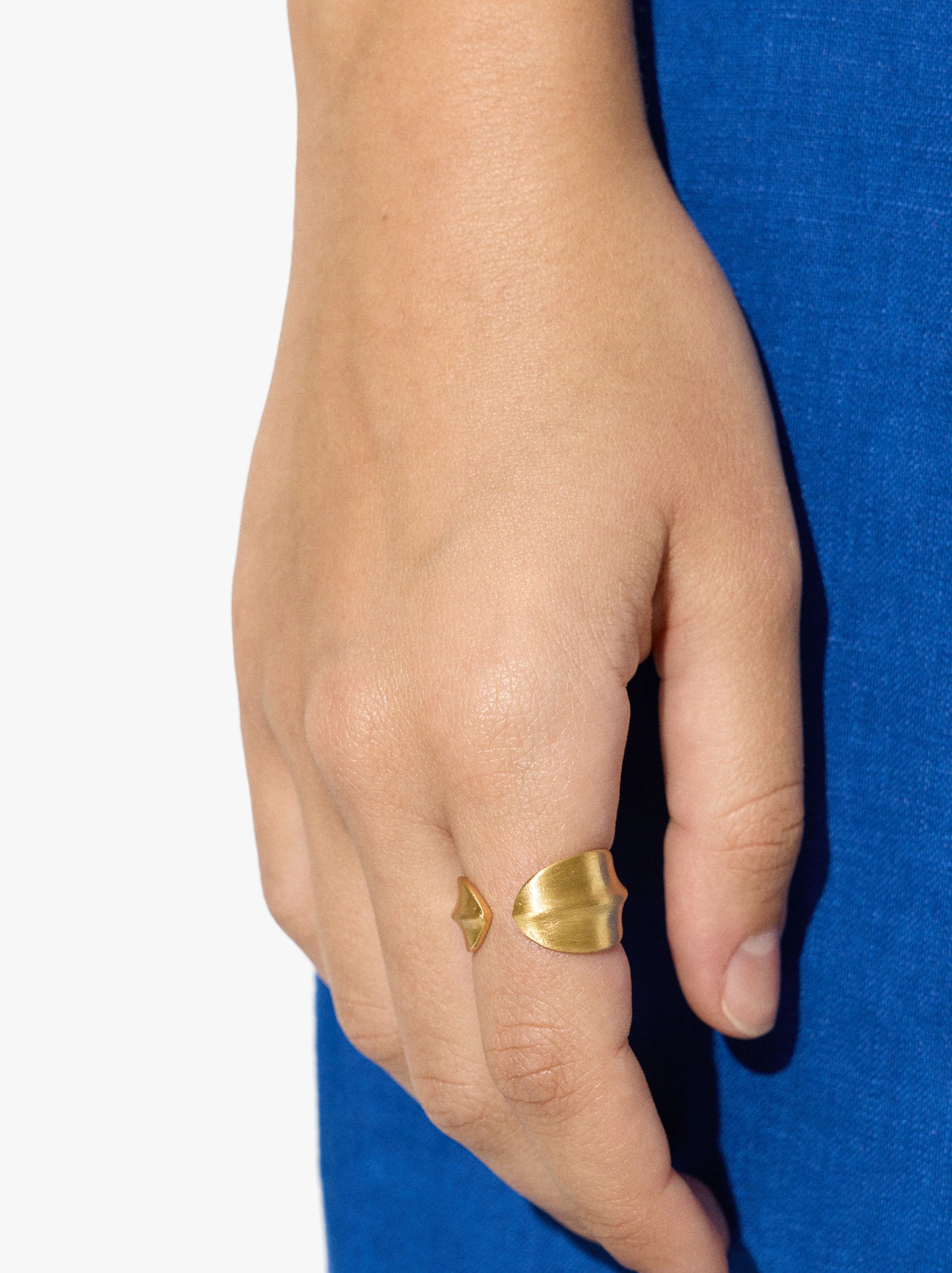 Open Ring With Embossed
