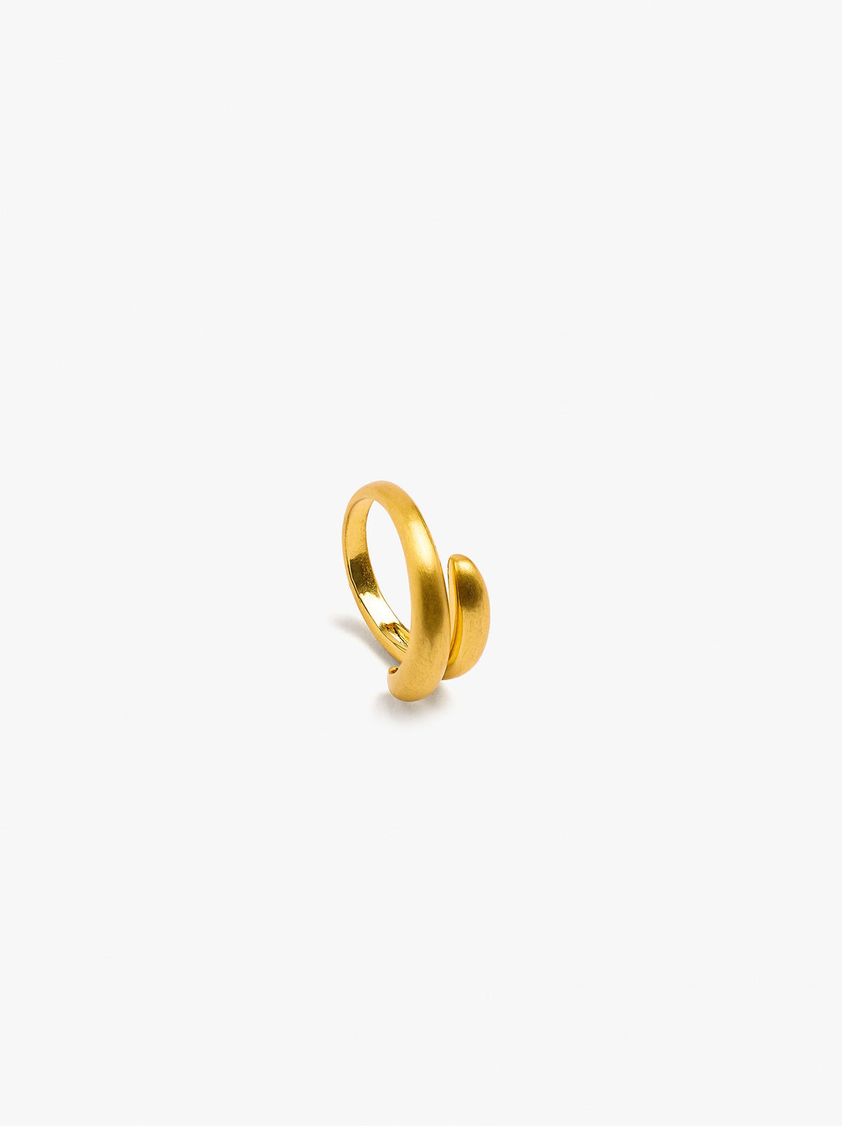Crossed Ring
