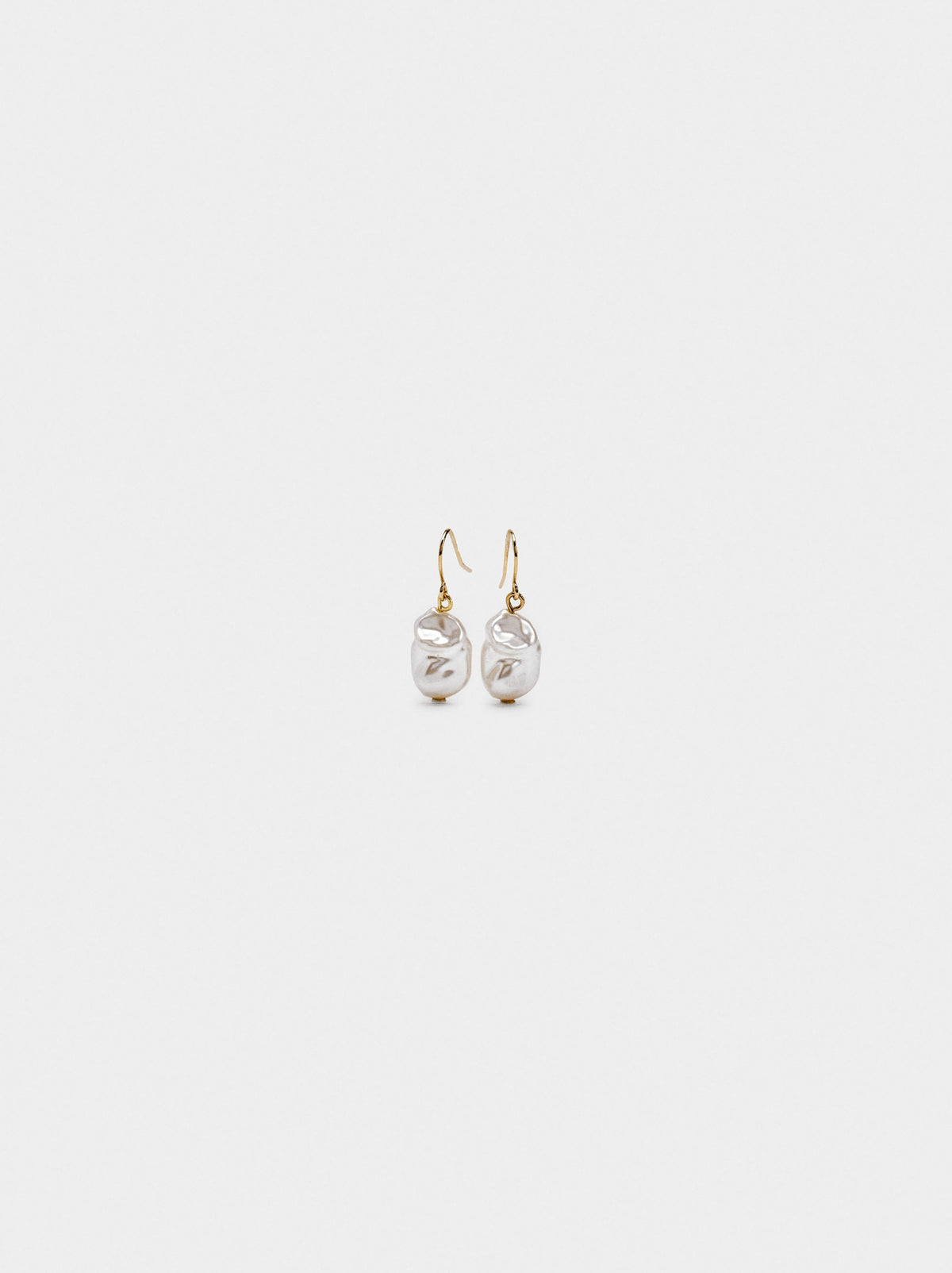 Earrings With Pearls