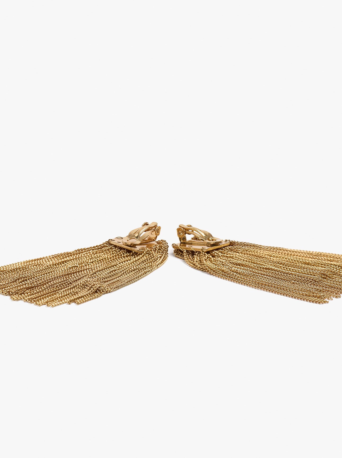 Long Earrings With Cascade Effect