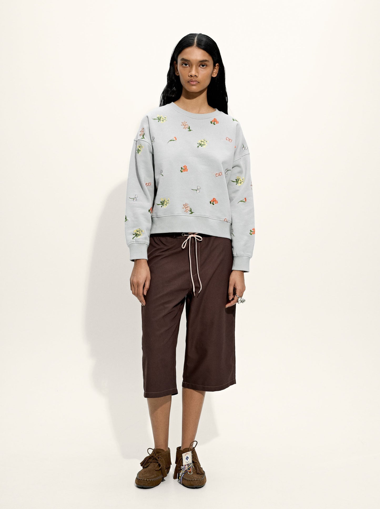 Bermudas With Bow