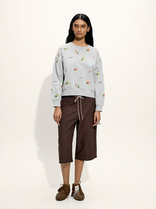 Bermudas With Bow