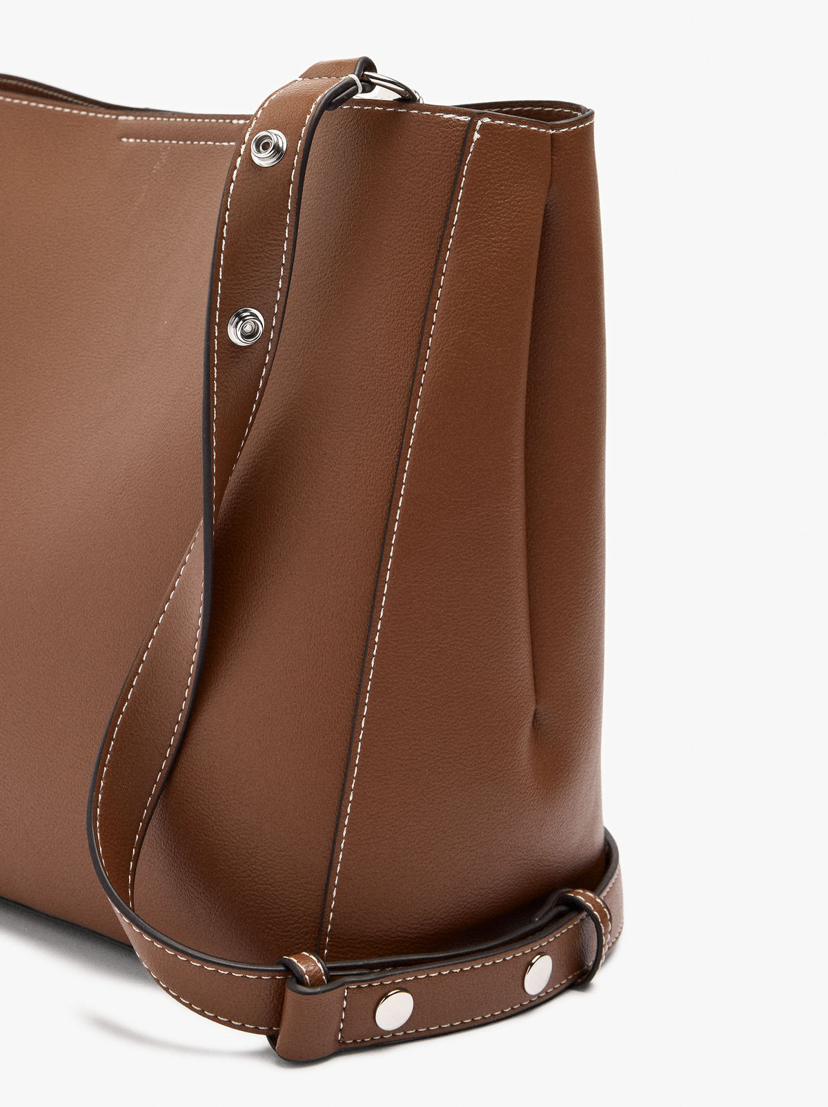 Shoulder Bag With Versatile Strap