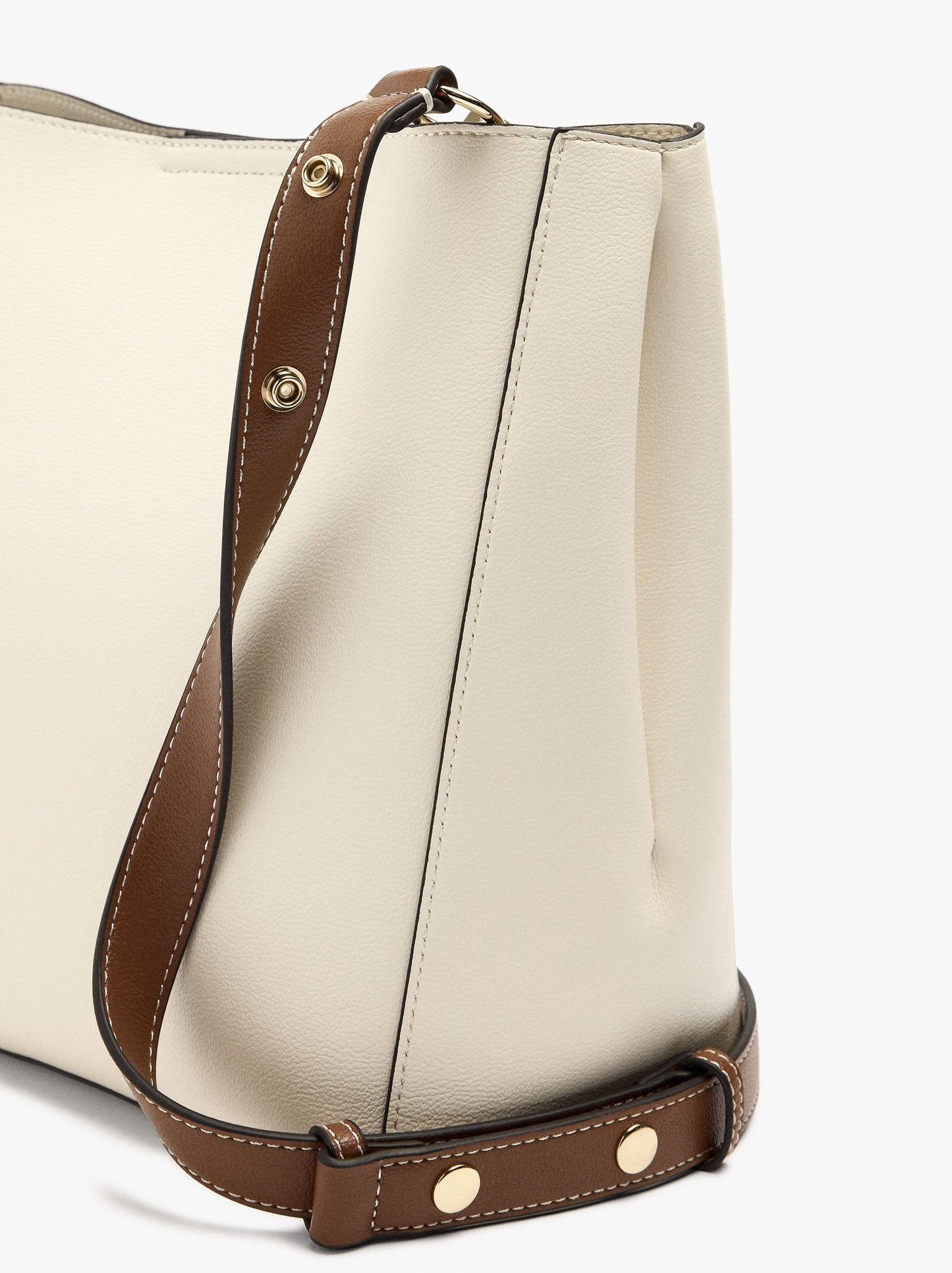 Shoulder Bag With Versatile Strap