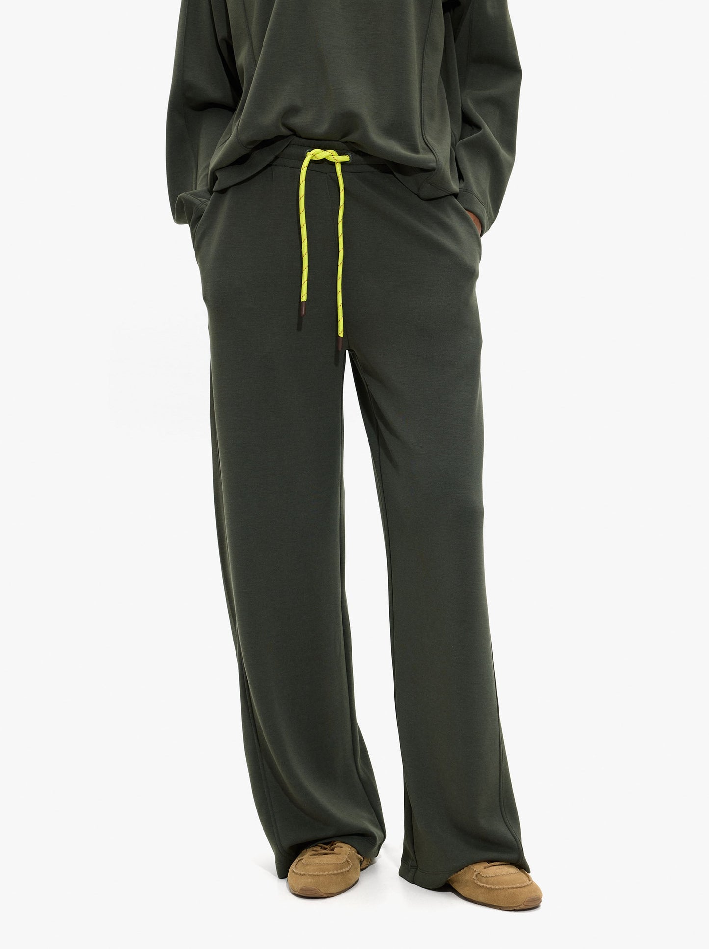 Loose-Fitting Trousers With Elastic Waistband Soft Touch