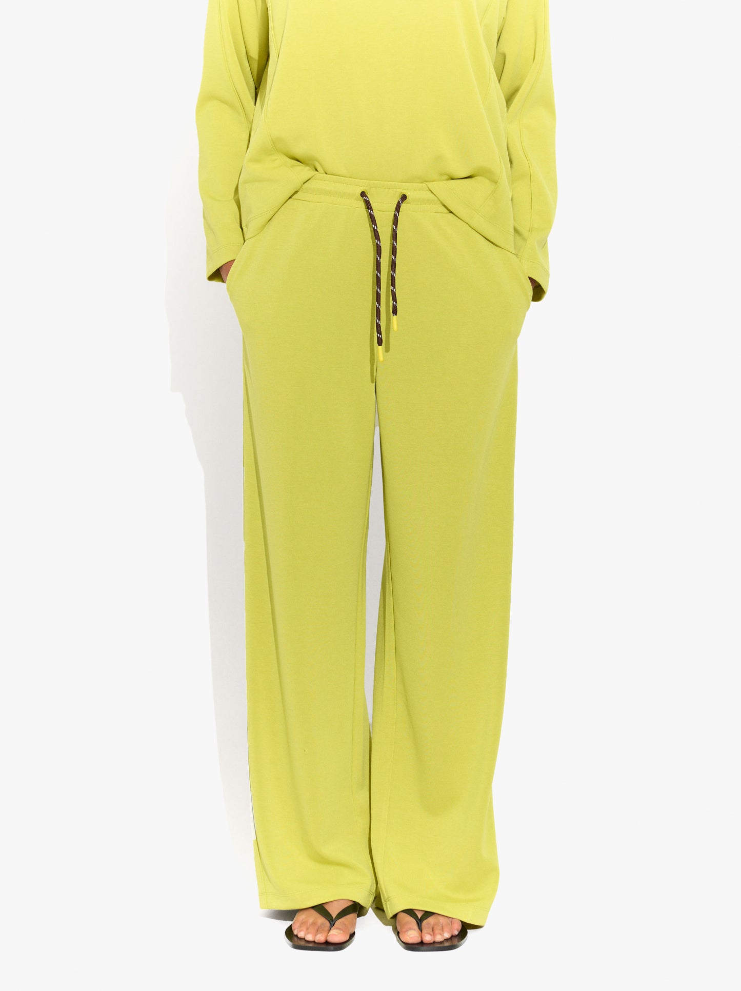 Loose-Fitting Trousers With Elastic Waistband Soft Touch